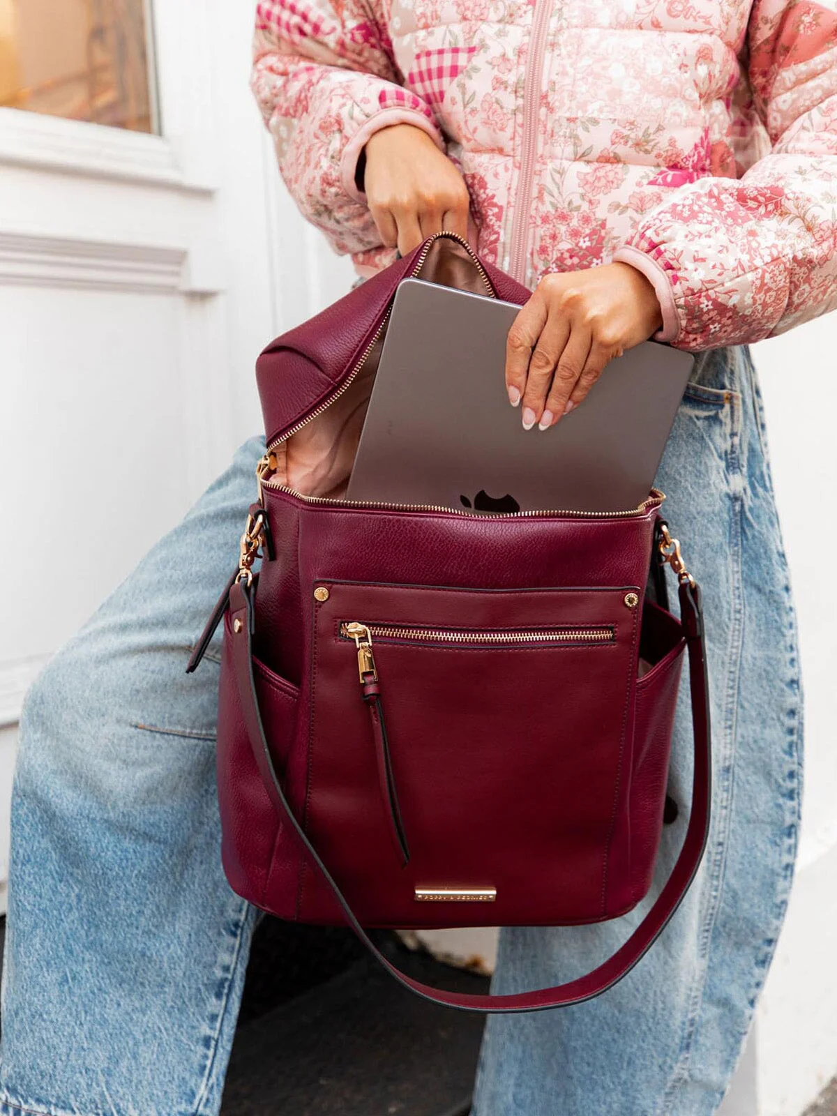 Commuter Backpack Berry - Image 3