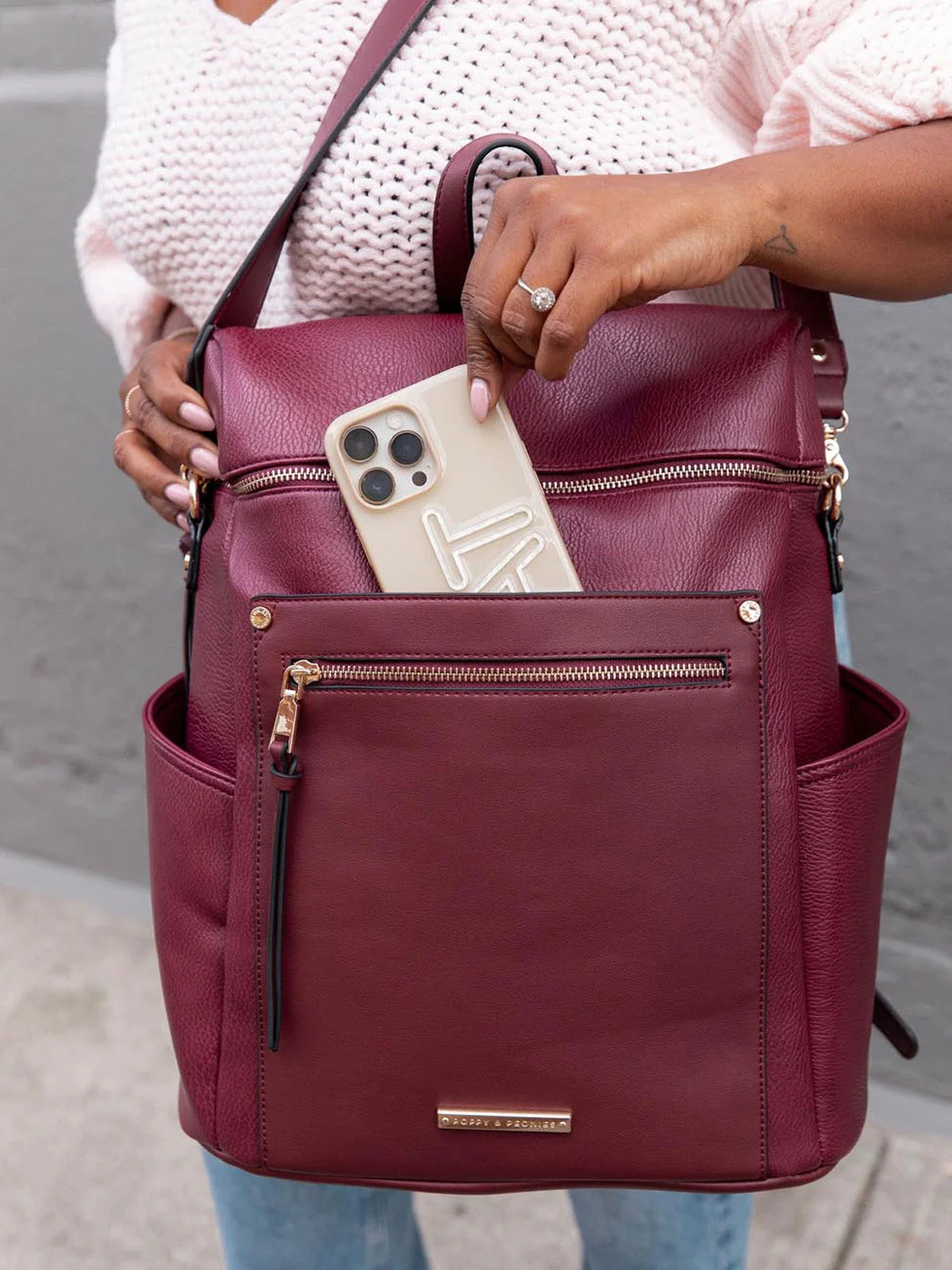 Commuter Backpack Berry - Image 9