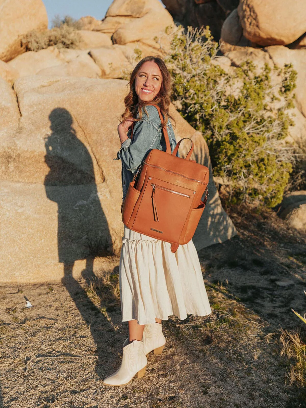 Commuter Backpack Cognac - Image 10