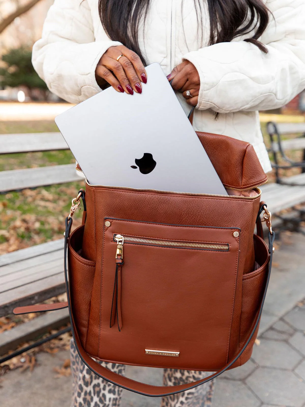 Commuter Backpack chestnut - Image 3