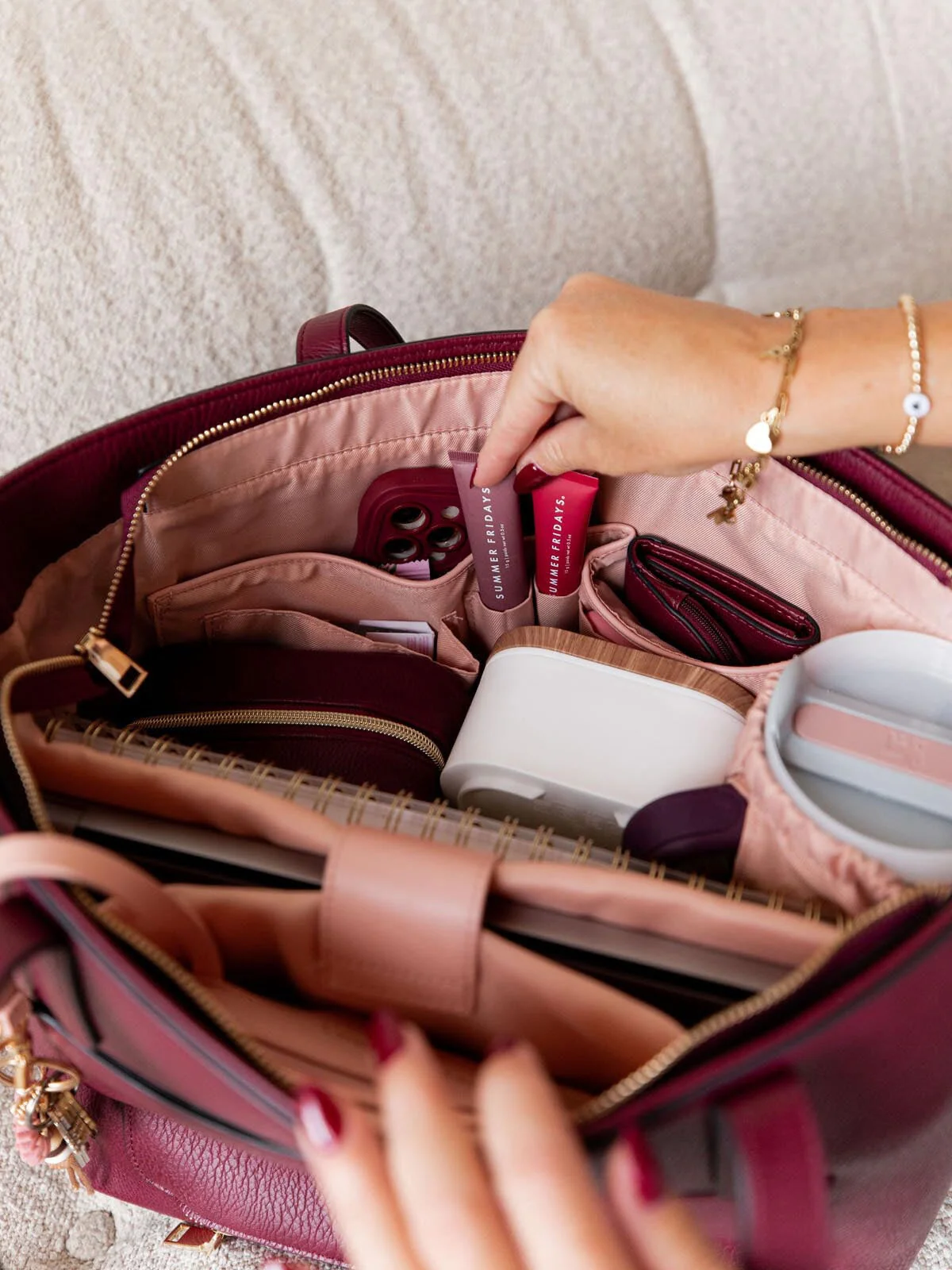 GO-GETTER TOTE berry - Image 16