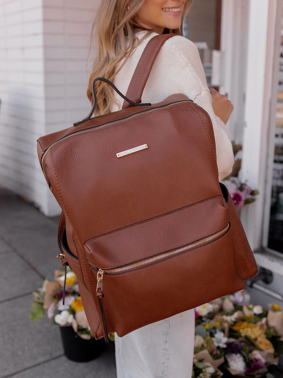 Nomad Backpack Chestnut - Image 11