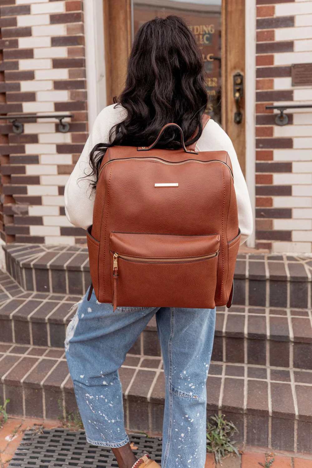 Nomad Backpack Chestnut - Image 15